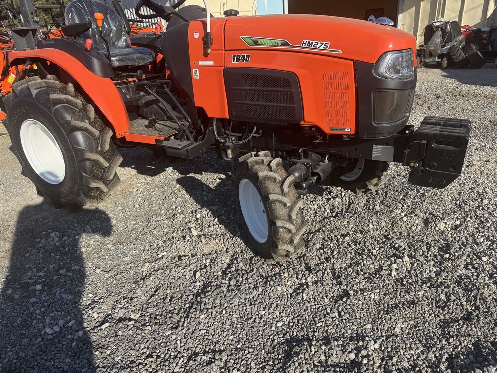 Trator Hinomoto novo 4x4 40cv 8495€