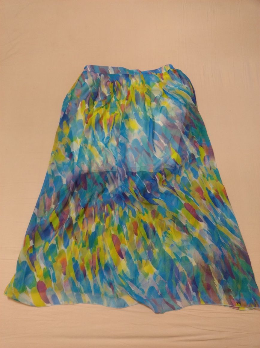 Nowa kolorowa letnia spódnica w rozmiarze 44