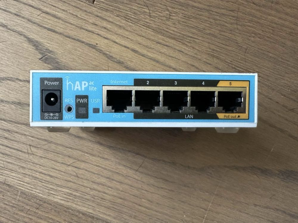 Маршрутизатор MikroTik RouterBOARD RB952ui-5AC2ND
