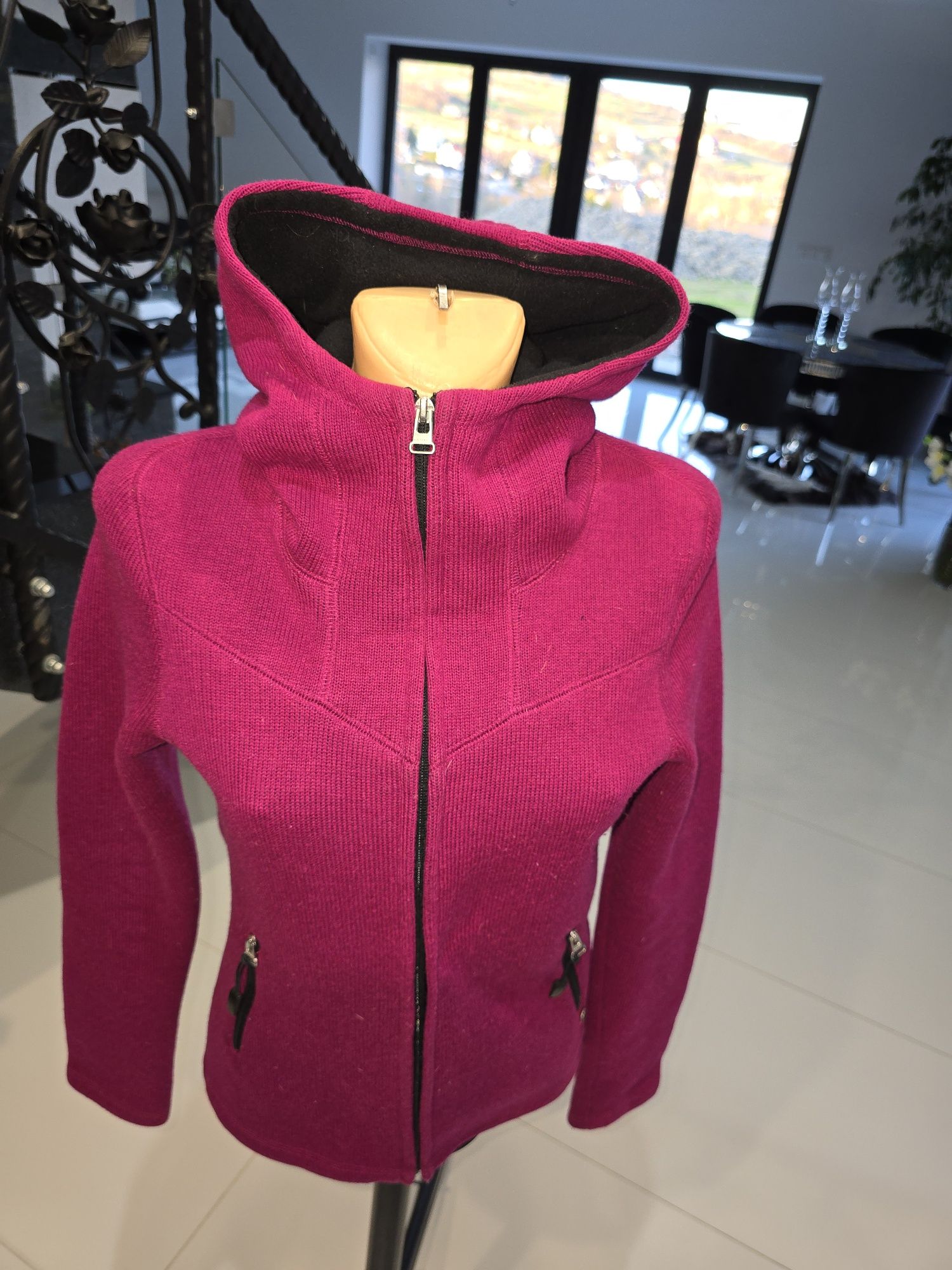 Bluza kurtka ciepła polarowa rozowa wygodna Bench S