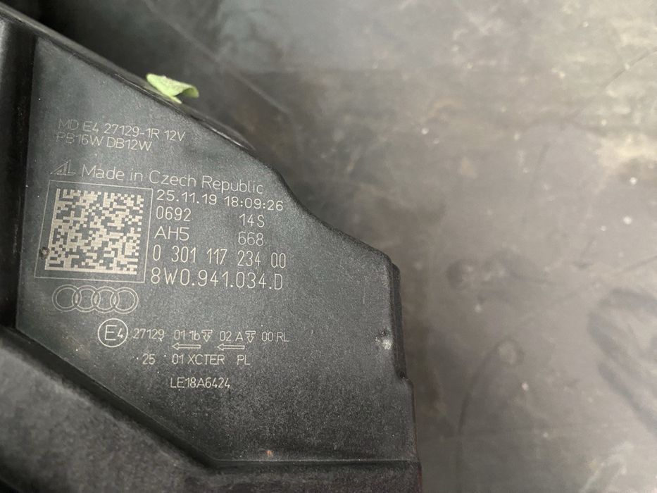 Conjunto de farois oticas audi A4 B9 8W0.941.033.D 8W0.941.034.D