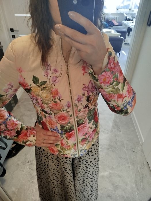 Kurtka kwiatki 38/40