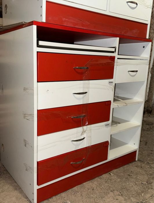 Комод, тумба с ящиками