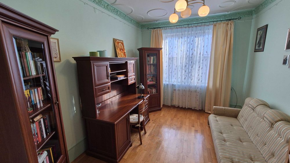 Продаж будинок вул. Пасічна