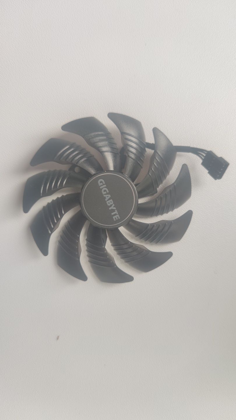 Куллер Gigabyte PLD09210S12HH