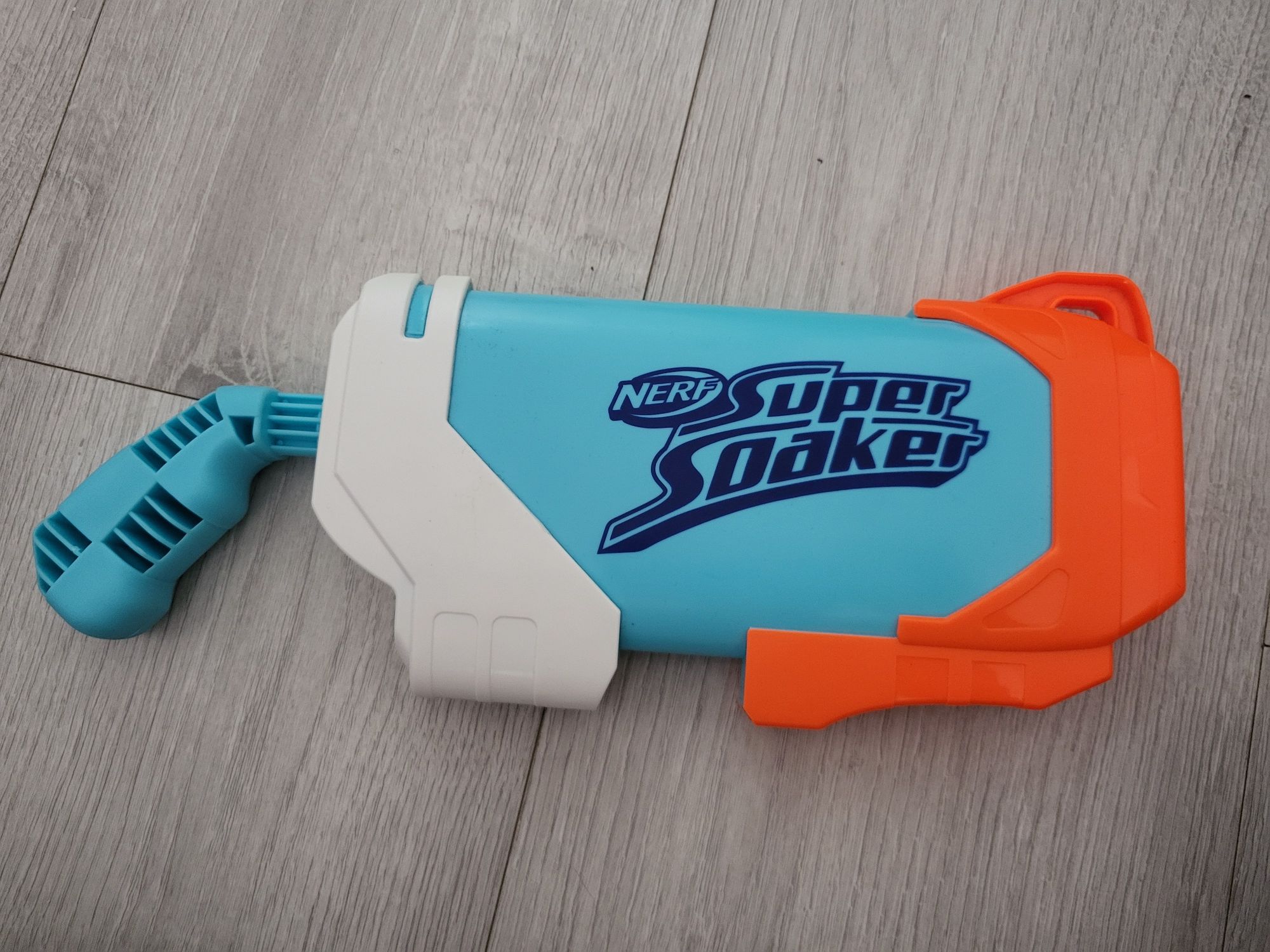 Wyrzutnia Nerf Super Soaker Torrent