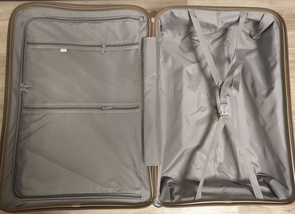 Чемодан большой, валіза великого розміру, валіза на колесах,