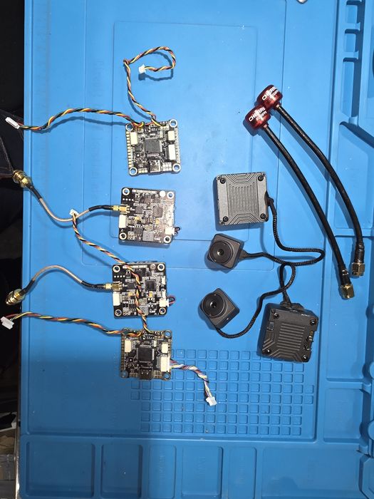 FPV запчастини,полетник,двигуни,esc 60A