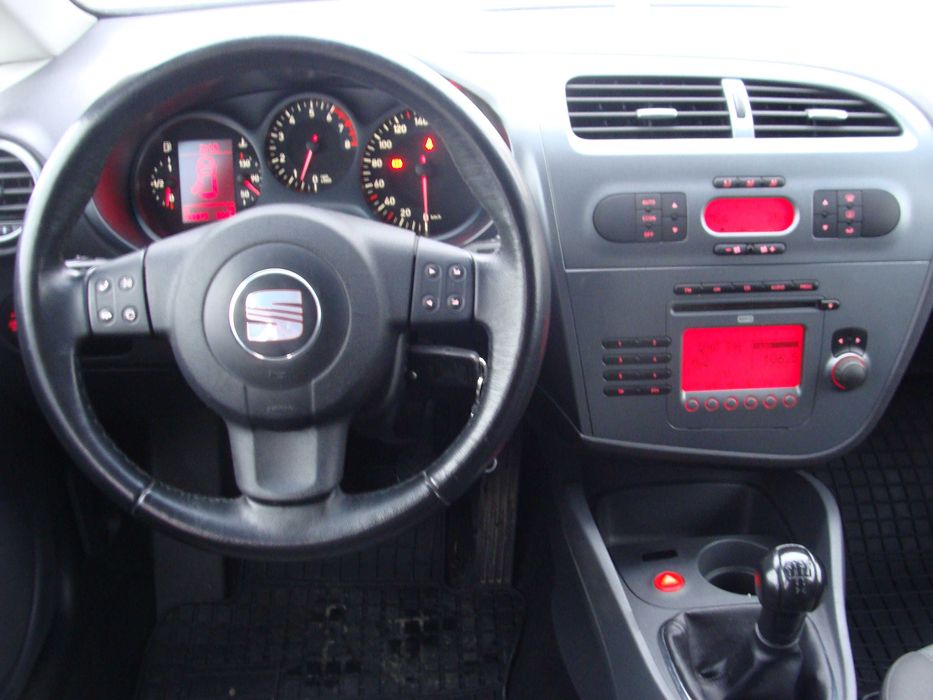 Piękny Leon 1,6Benz  MPI  101KM  HIT!!!