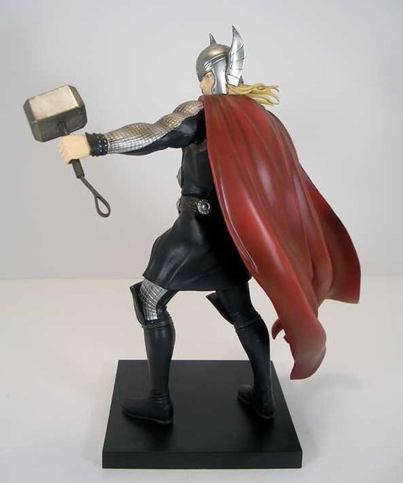 Thor (Figure/Statue)