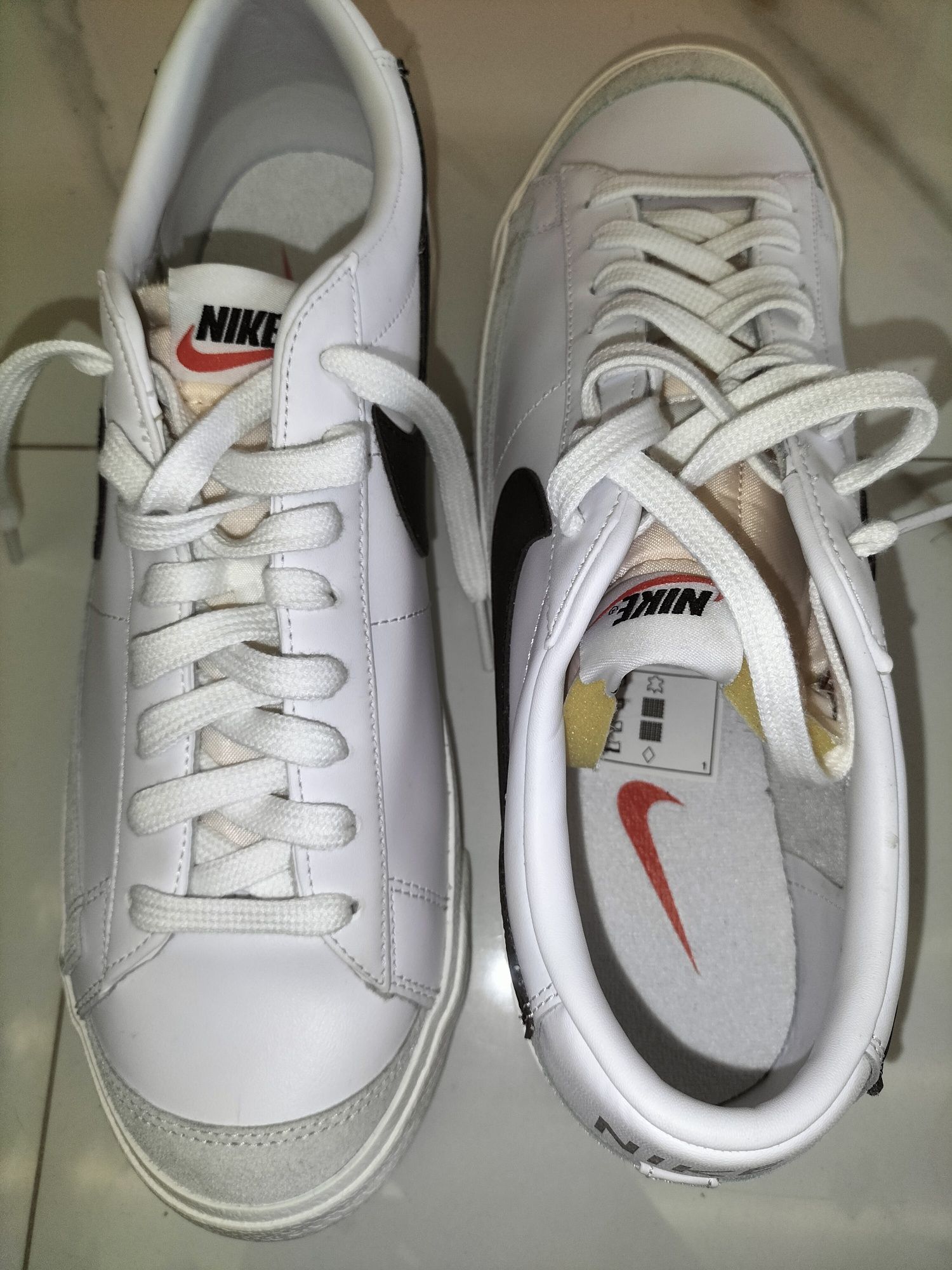 Кросівки чоловічі демісезонні Nike