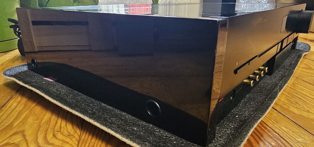 Grundig Fine Arts A-903 zintegrowany wzm. mocy-stan kolekcjonerski