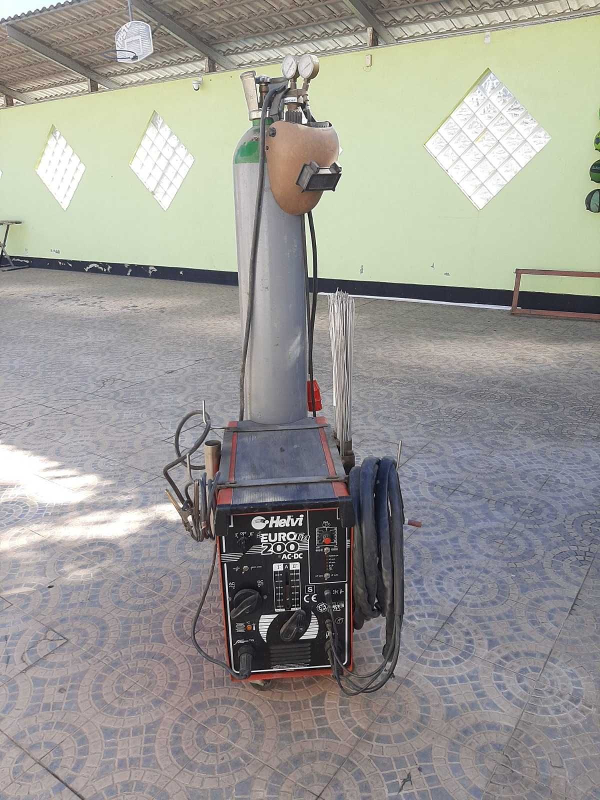 Máquina de soldar HELVI Euro TIG 200 AC/DC
