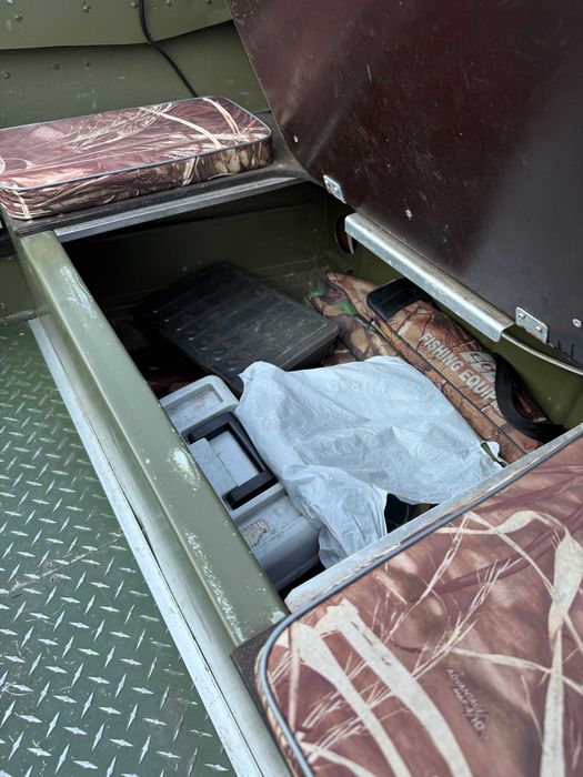 моторная лодка казанка ,хонда 20, на прицепе