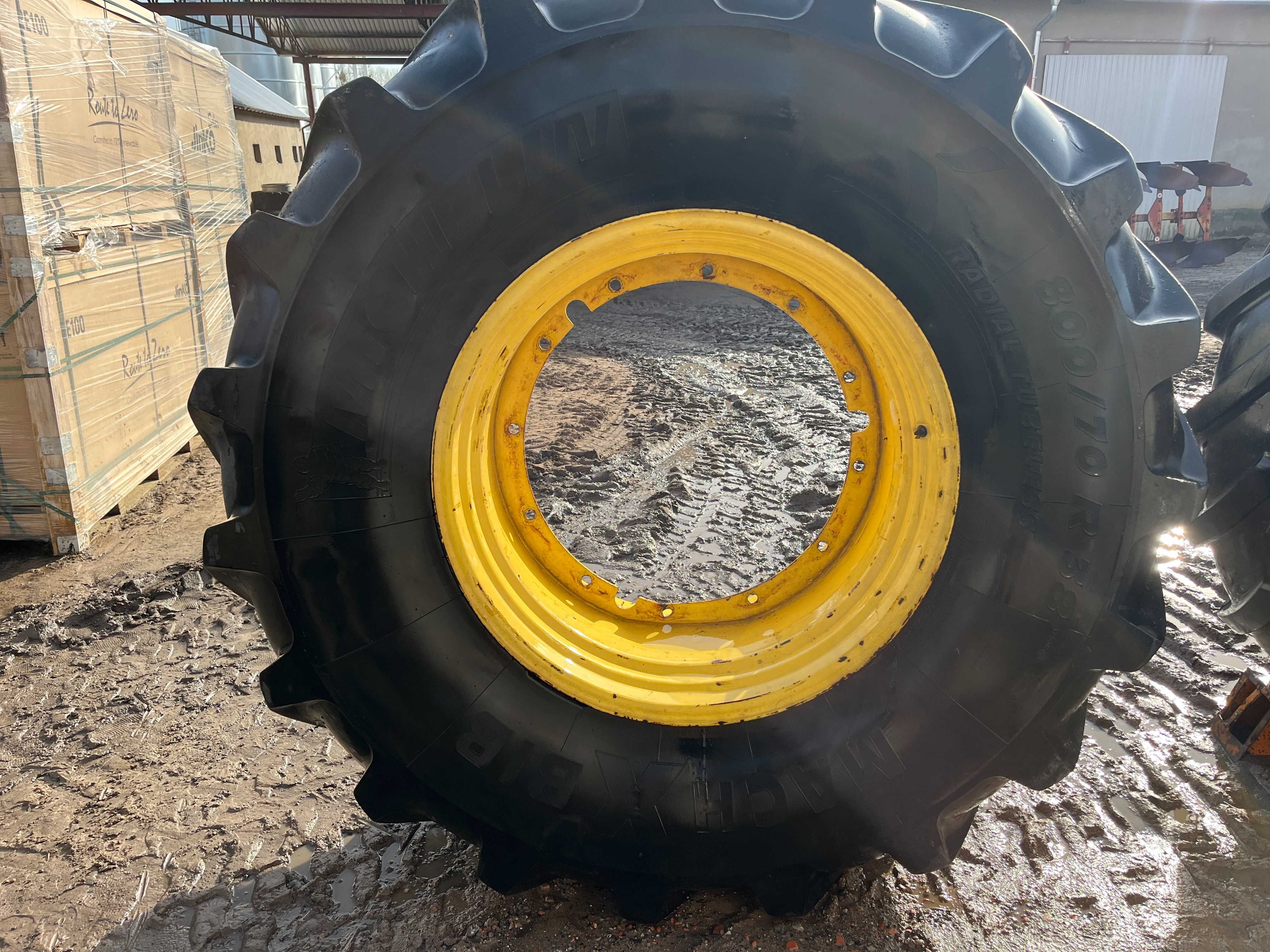 Koła felgi opony John Deere 800/70/R38