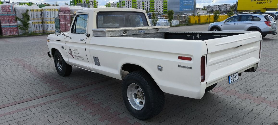 Ford F250 5.9L V8 Pickup 1972r