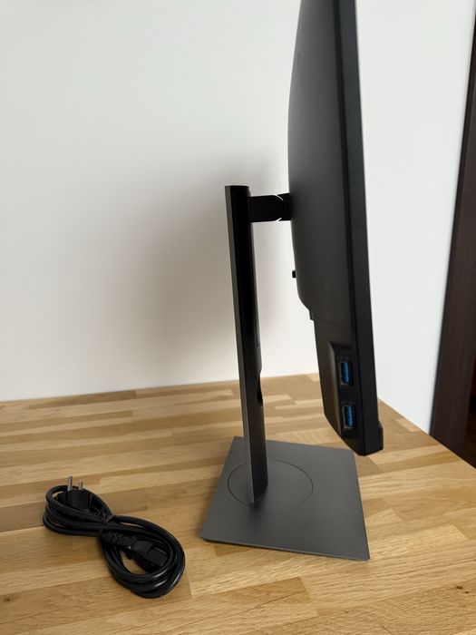 Monitor Dell P2219H.  22 LCD