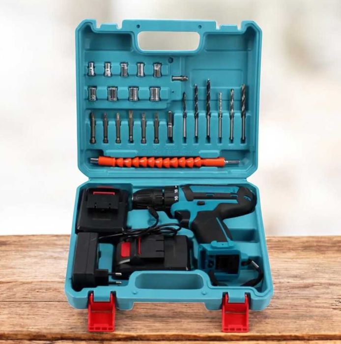 Шуруповерт акамуляторний з набором інструментів