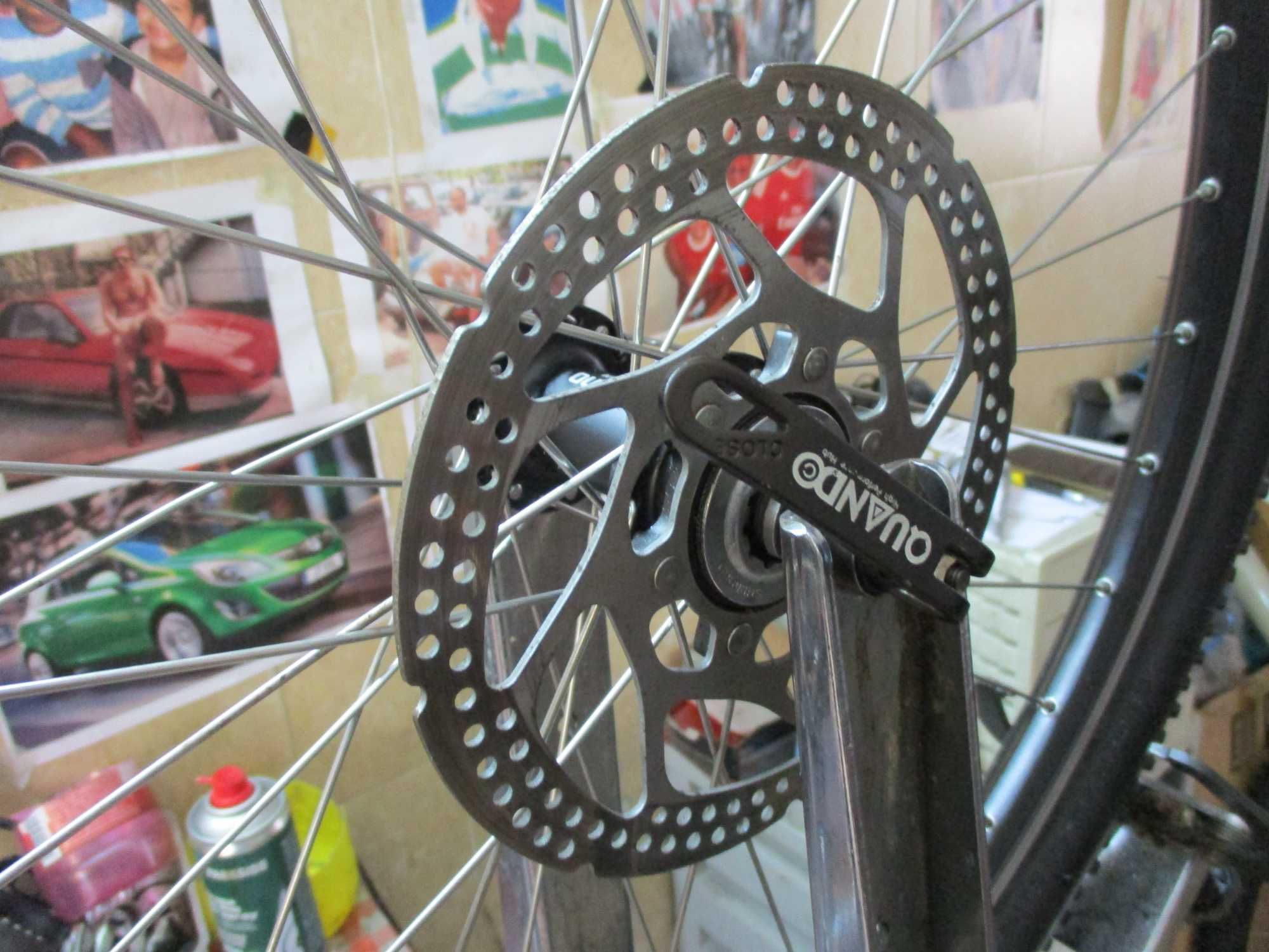 Rodas 26, c/ cubos, cassete 9V e disco 160 Shimano