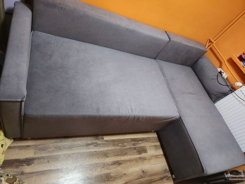 Naroznik z funkcją spania