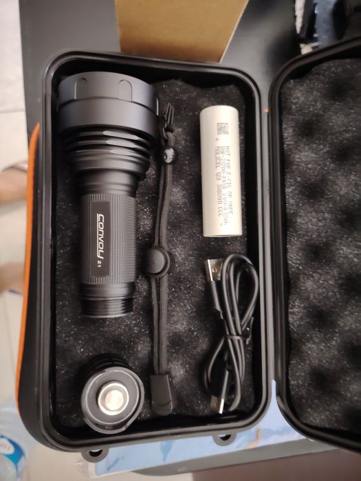 Lanterna Convoy Z1 KW-CULPM1