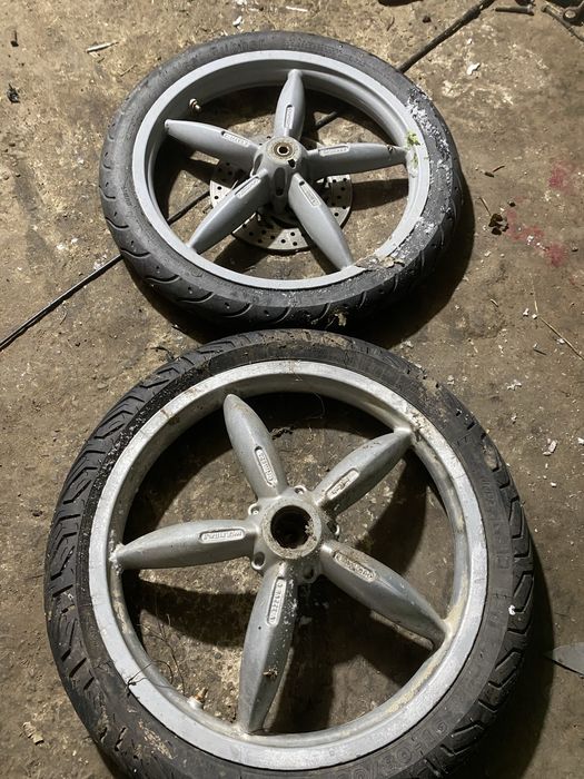 Колеса Aprilia Scarabeo