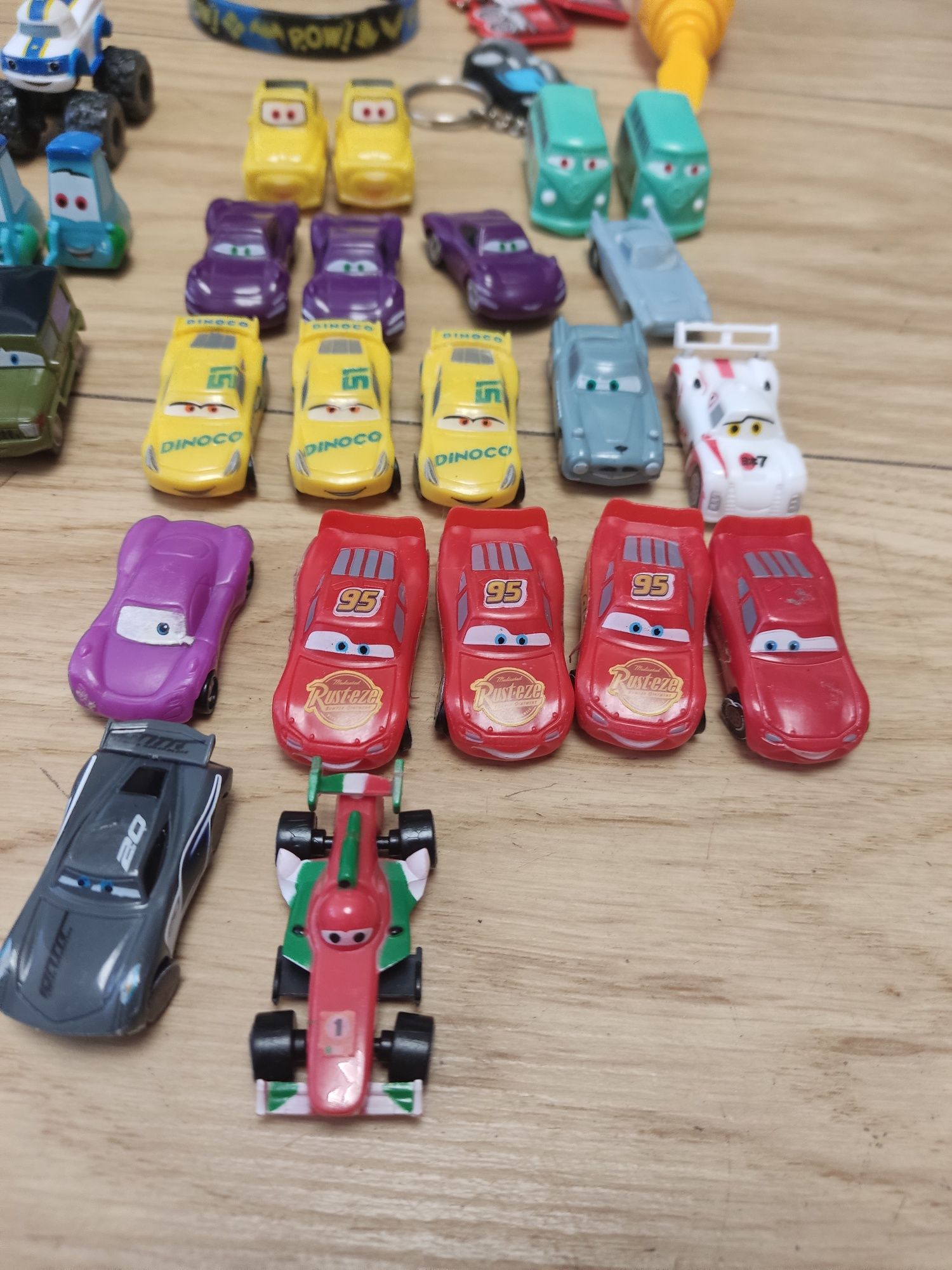 Zestaw aut, autek, ludzik lego