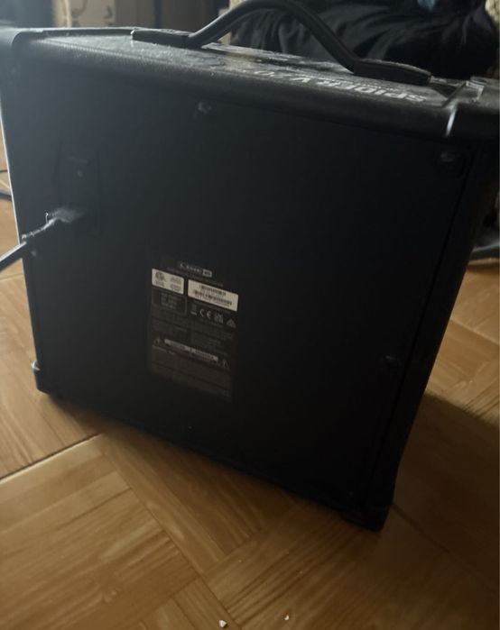 Amp de guitarra spider v20