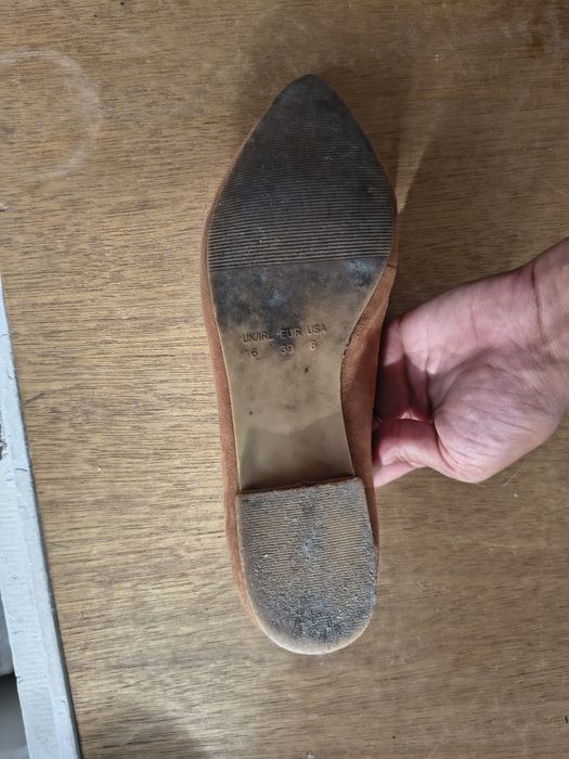 Sabrina/sapatilha usada