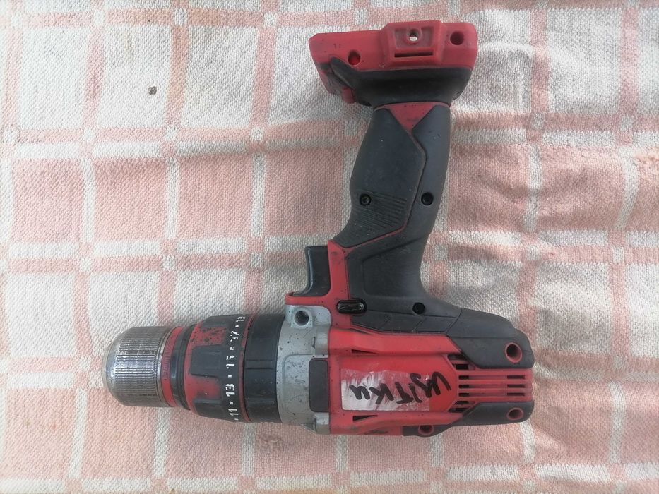 Аккумуляторна болгарка einhell