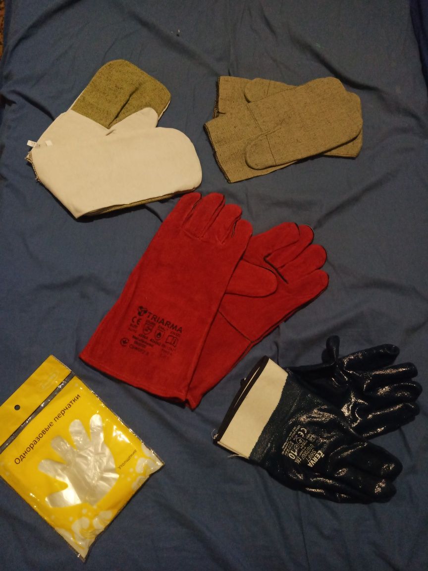 Рукавицы, перчатки, маслостойкие, одноразовые.