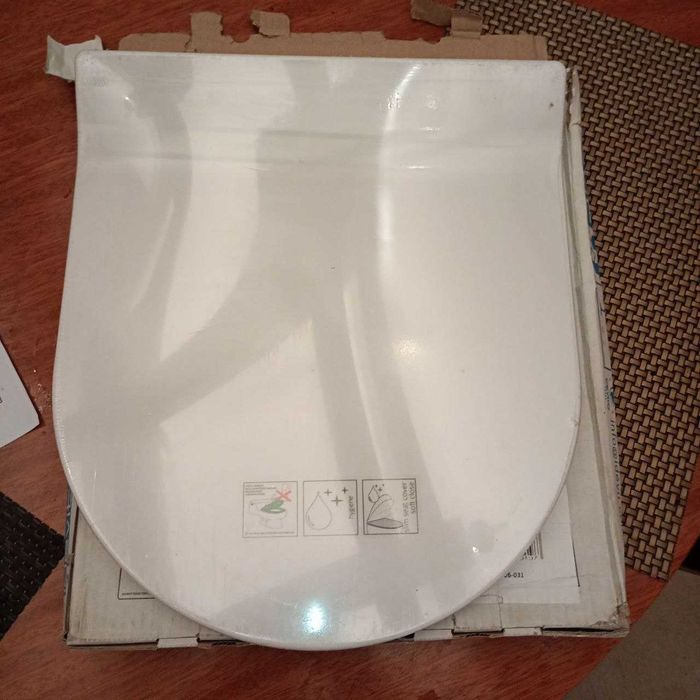 Сидіння для унітазуIDEVIT Alfa з функцією Soft Closing (53-02-06-031)