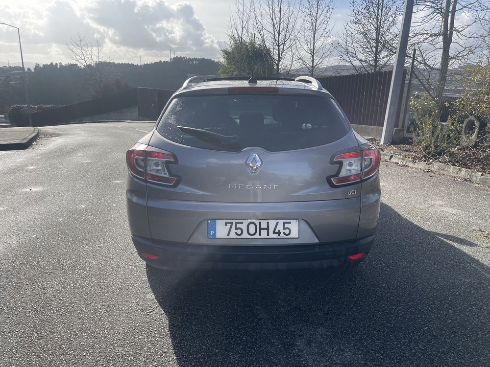 Renault Megane 1.5 DCi 2011 Tecto Abrir poucos Km