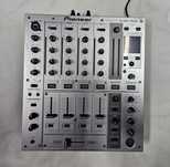 Pioneer DJM 700 mikser