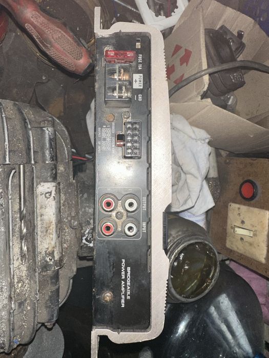 Продам усилитель Pioneer gm-x402