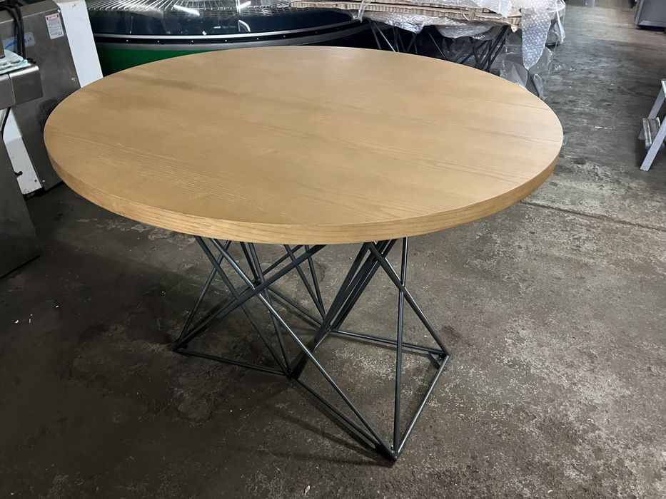 Mesa redonda para sala cozinha escritorio , etc