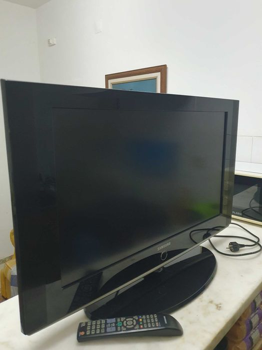 Tv sansumg 32 muito conservada