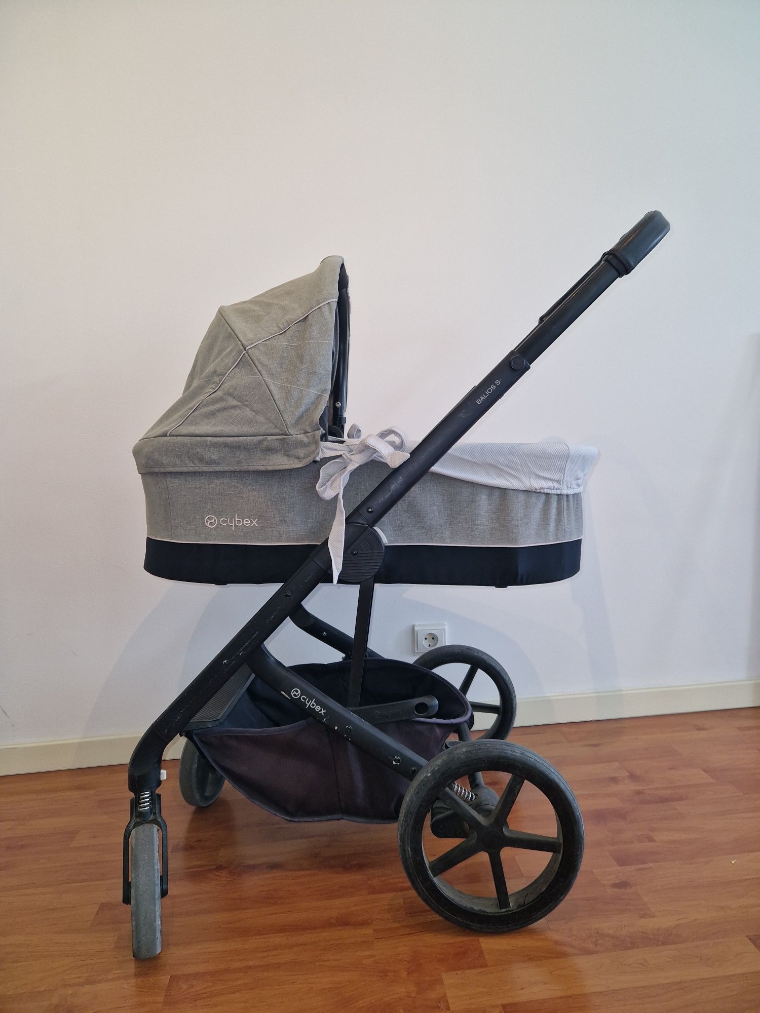 carrinho de bebê Cybex balios S + cadeirinha de carro cybex platinum