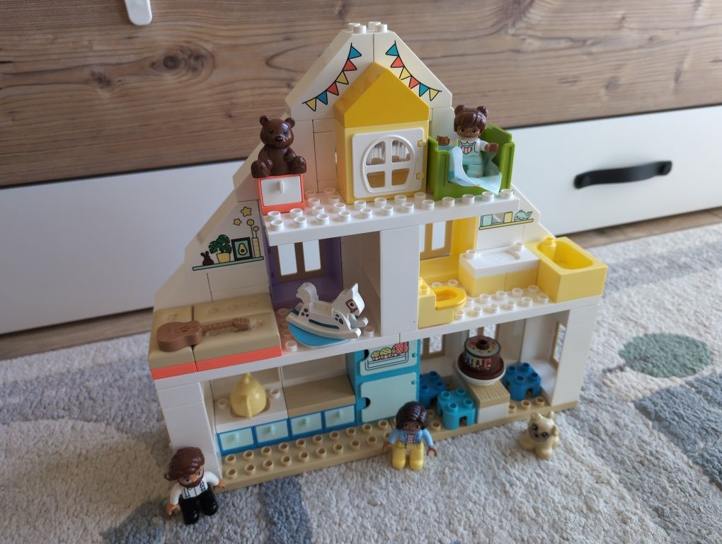 Domek Wielofunkcyjny LEGO Duplo 10929