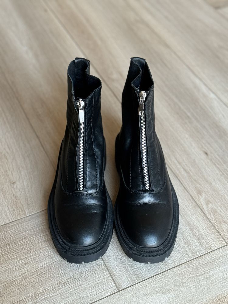 Zara, черевики з блискавкою спереду, р. 39-40