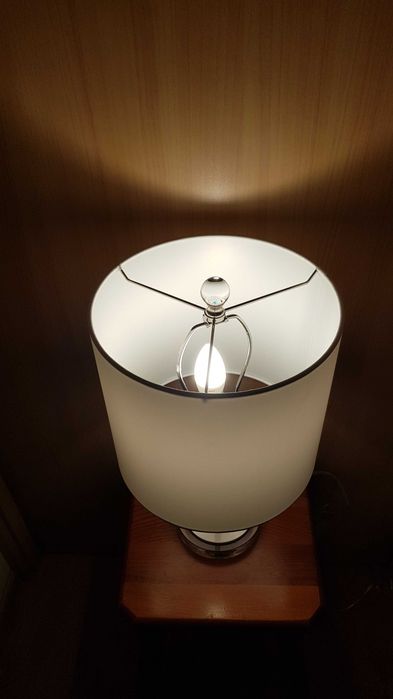 Lampa  stołowa z abażurem