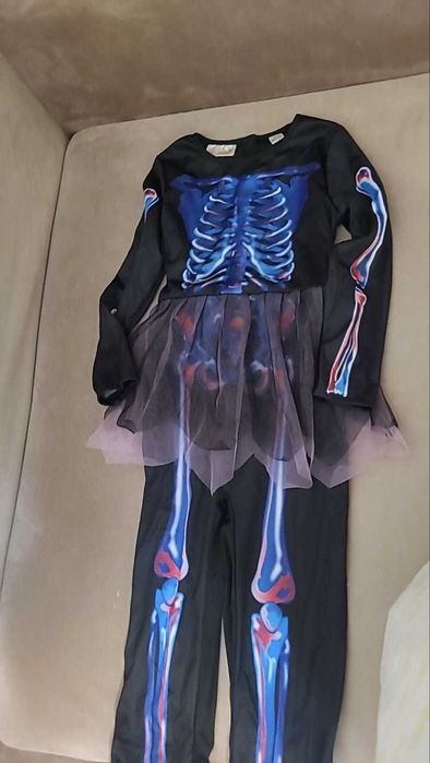 Kostium na Halloween, bal dla dzieci 122-128