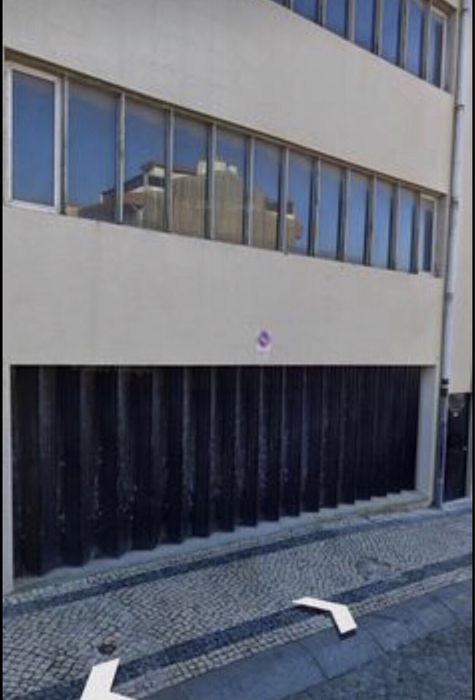 Arrendo garagem no Centro de Espinho