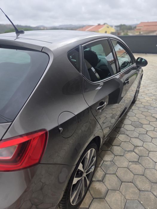 Seat Ibiza Fr cinza automatico