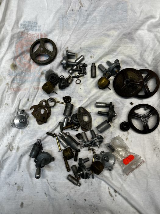 Gaznik romet motorynka komar kadet pegaz gf12 gf13