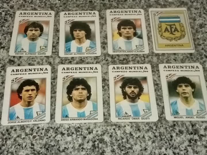 Bom lote de 20 calendários México 86