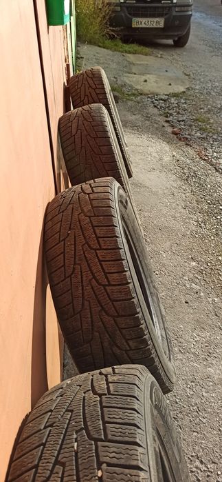 Продам зимові шини kumho 195 65 15