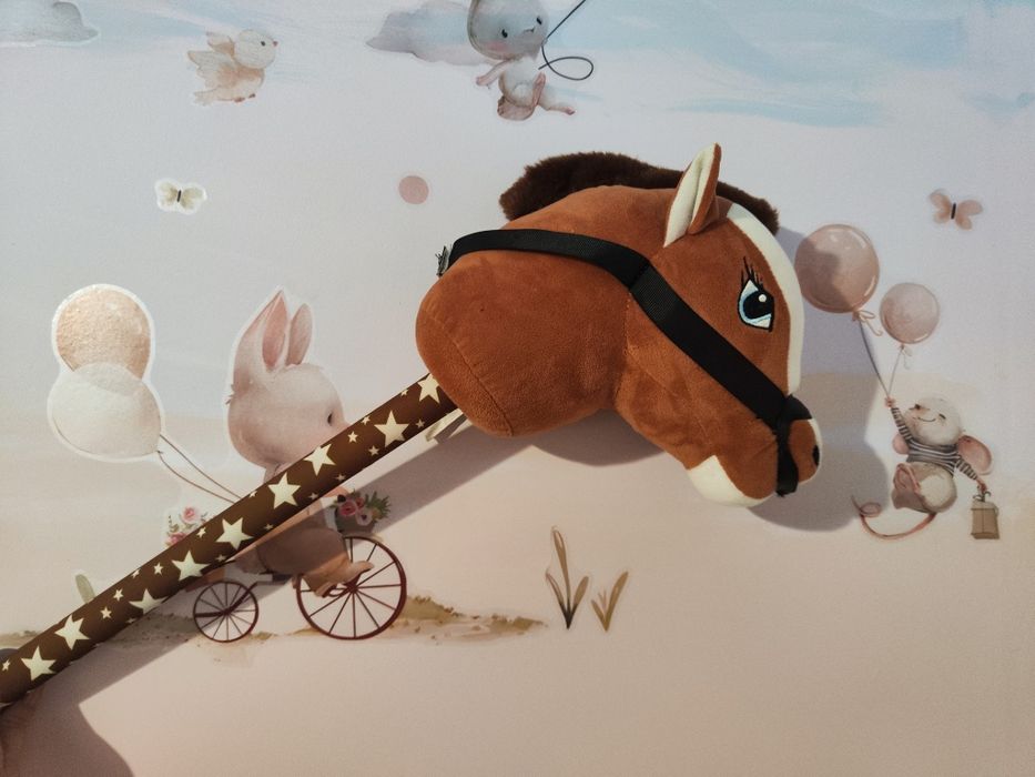 Hobby Horsing, głowa konia