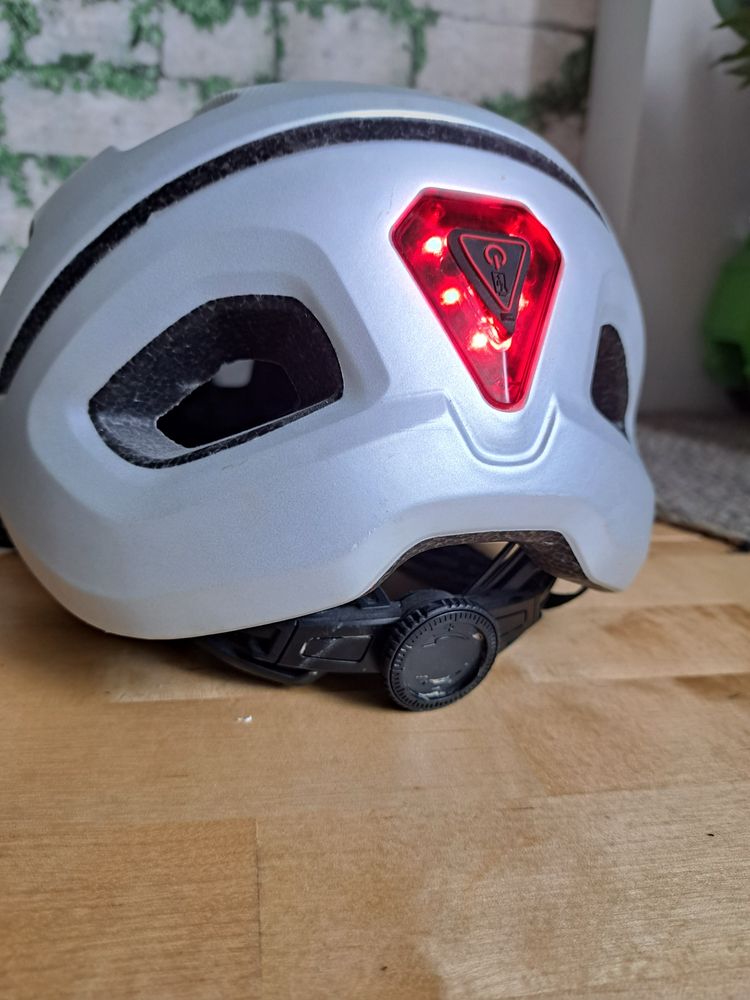 Kask rowerowy Spokey Pointer SPEED