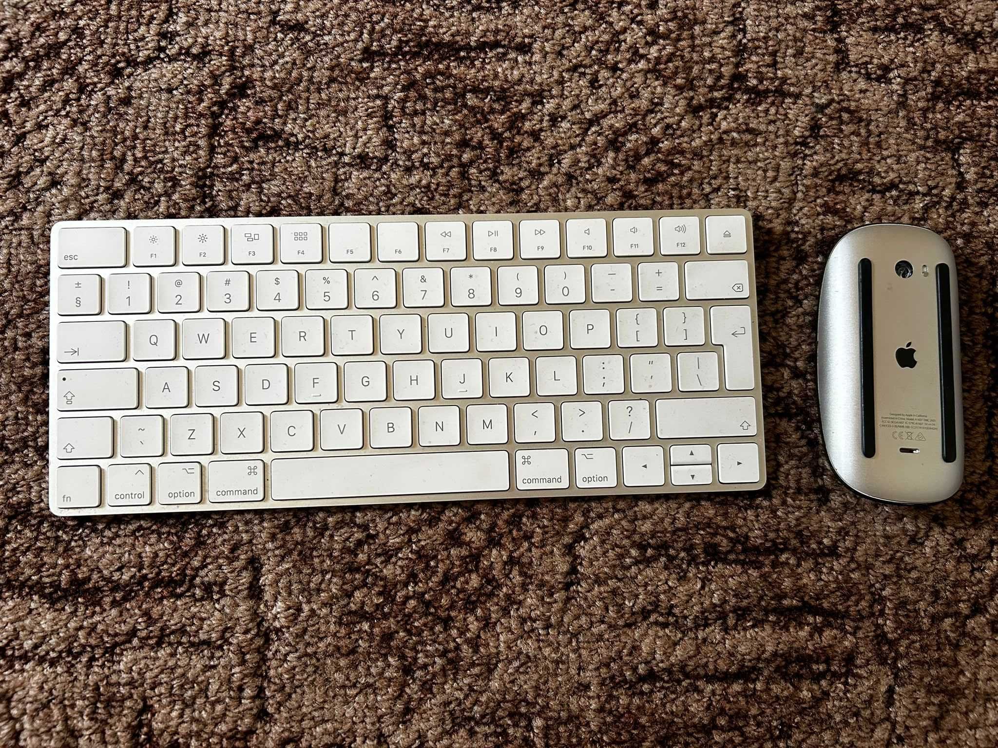 Apple Magic Keyboard 2 + Magic Mouse 2 (z okleiną) — Zestaw